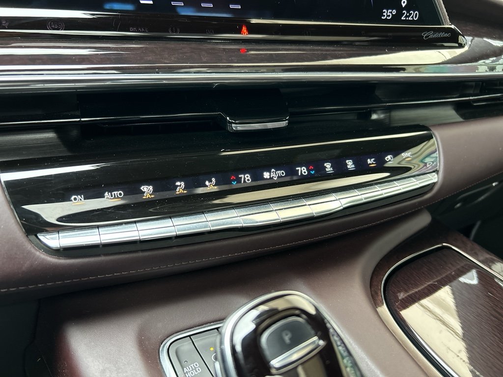Used 2022 Dark Moon Blue Metallic Cadillac Premium Luxury Platinum image 24