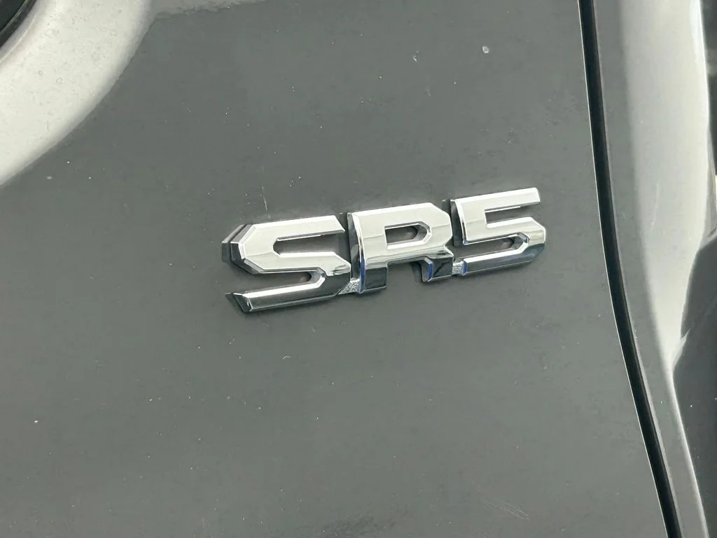Used 2025 Underground Toyota SR5 image 19