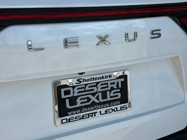 Used 2023 Eminent White Pearl Lexus 600 Premium image 19