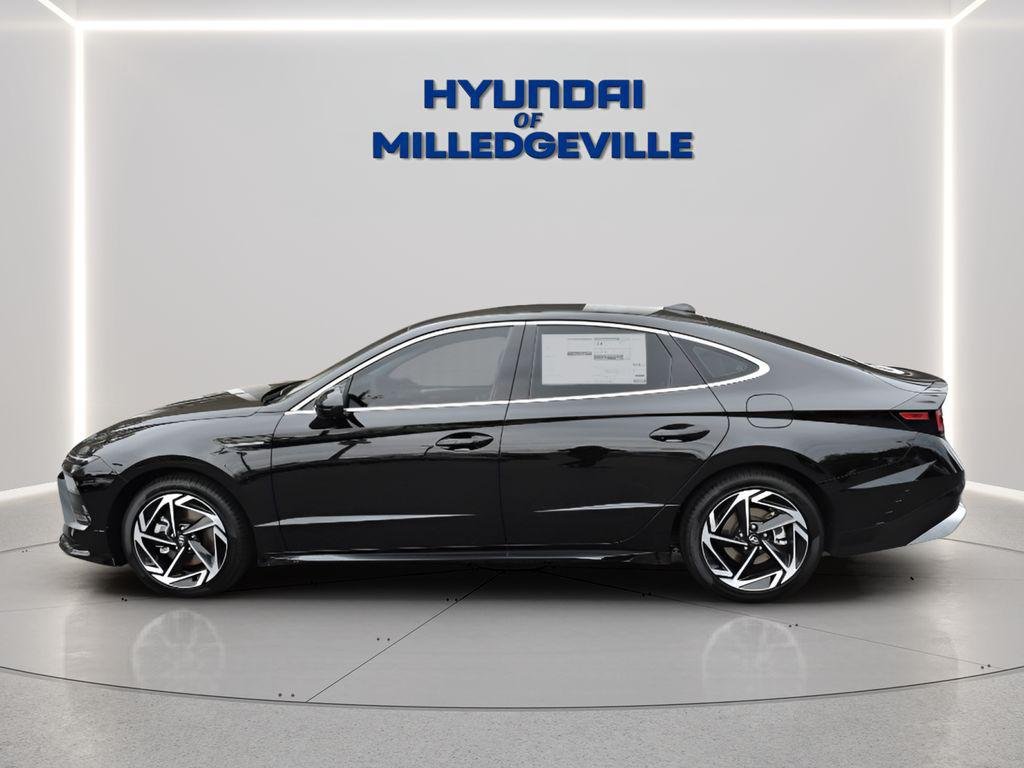 New 2026 Abyss Black Hyundai SEL Sport image 2