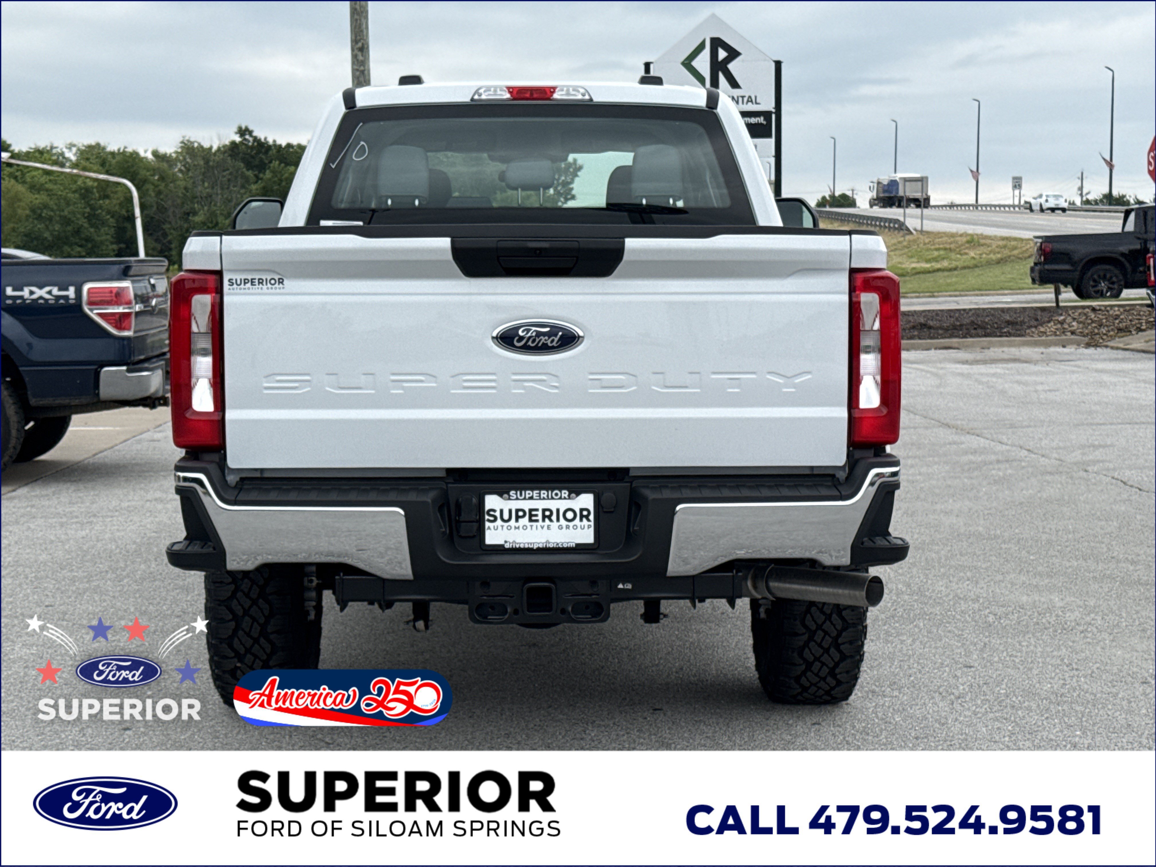 New 2026 Oxford White Ford XL 4WD image 4