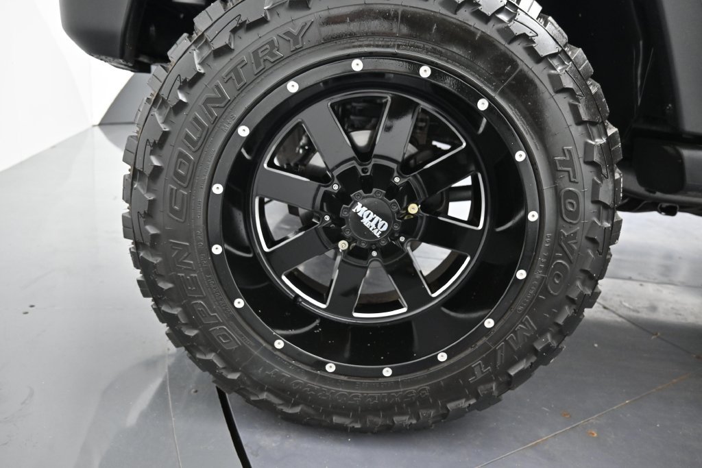 Used 2014 Black Clearcoat Jeep Unlimited Sport image 32