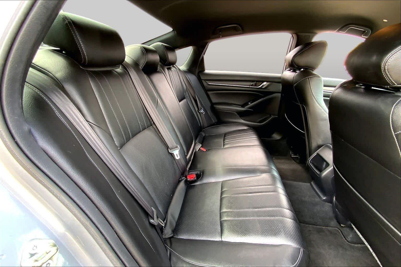 Used 2020 Lunar Silver Metallic Honda Sport image 21