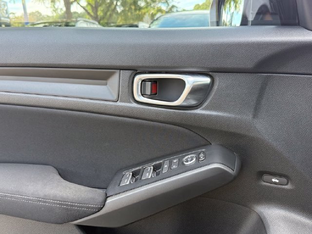 Used 2025 Black Honda Sport image 18