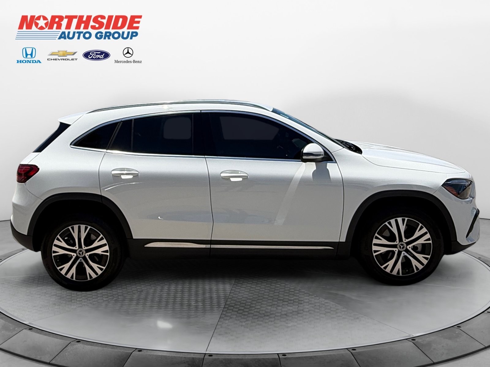 Certified Used 2026 Polar White Mercedes-Benz GLA 250 image 8