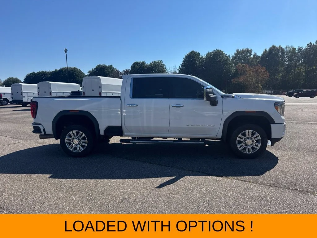 Used 2020 SUMMIT WHITE GMC Denali image 2