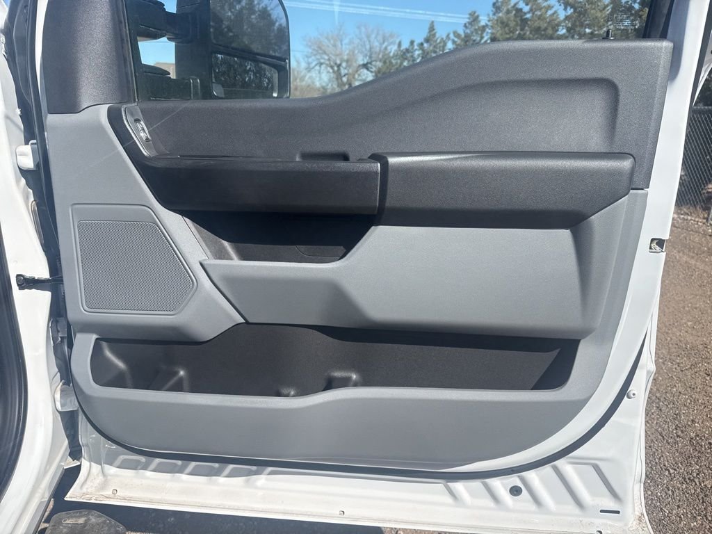 New 2026 Oxford White Ford XL image 28