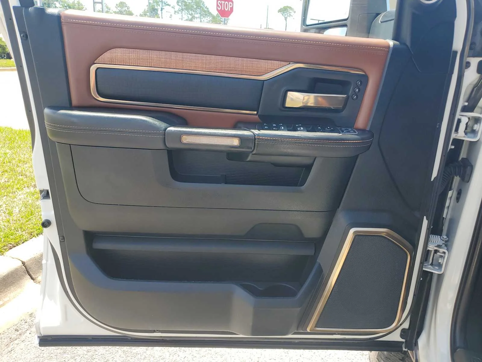 Used 2024  Ram Longhorn image 15