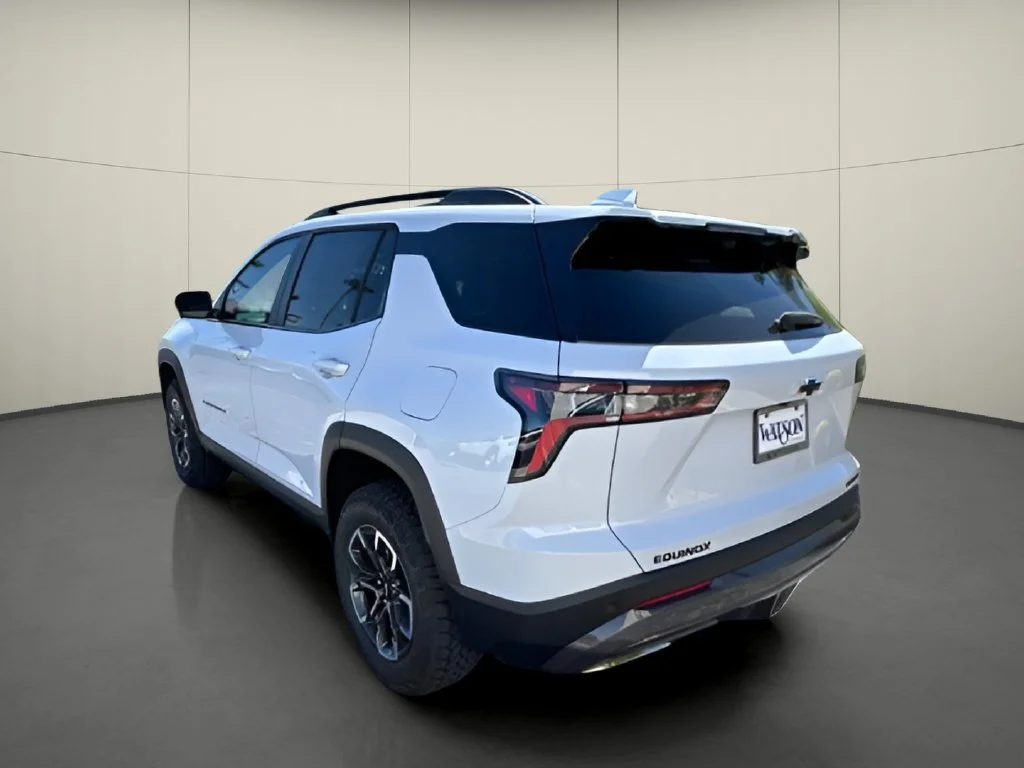 New 2027 Polar White Tricoat Chevrolet ACTIV image 3