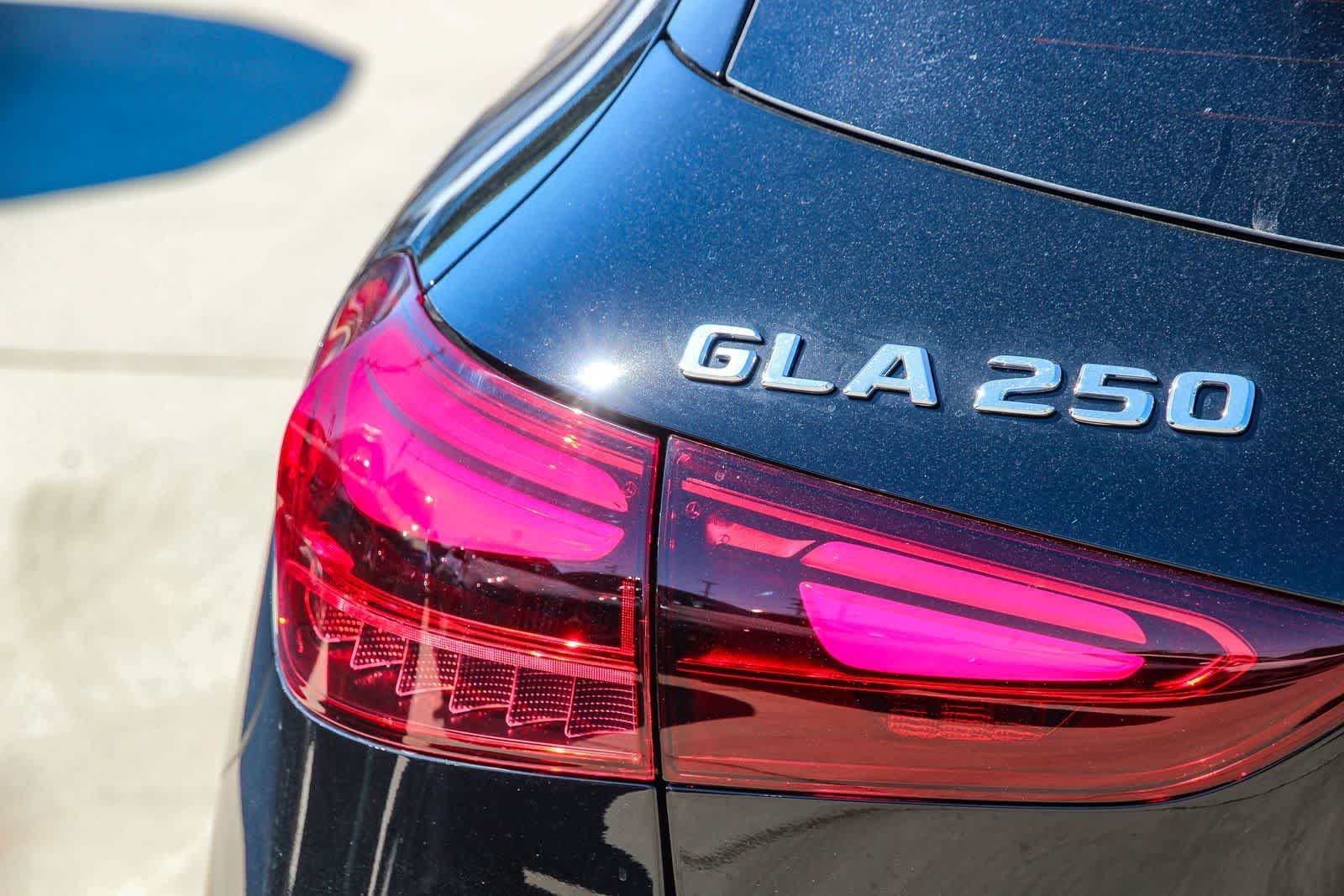 New 2026 Night Black Mercedes-Benz GLA 250 image 7