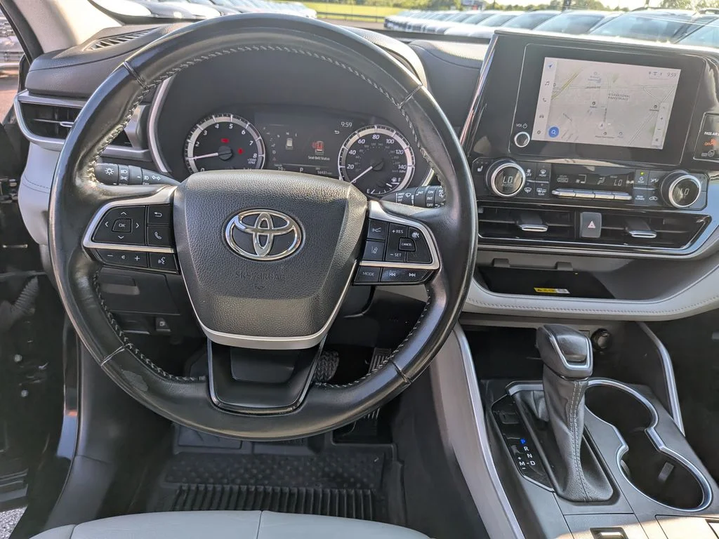 Used 2023 Midnight Black Metallic Toyota XLE image 11