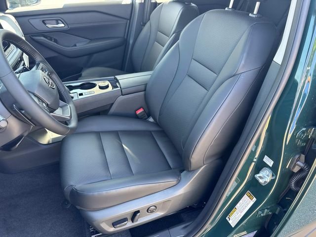New 2026 Obsidian Green Pearl Nissan Dark Armor™ image 30