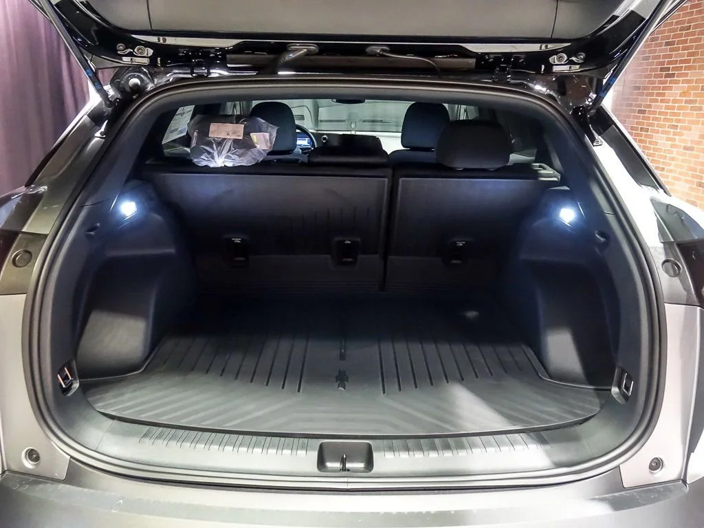 New 2025 Sterling Gray Metallic Chevrolet LT image 20