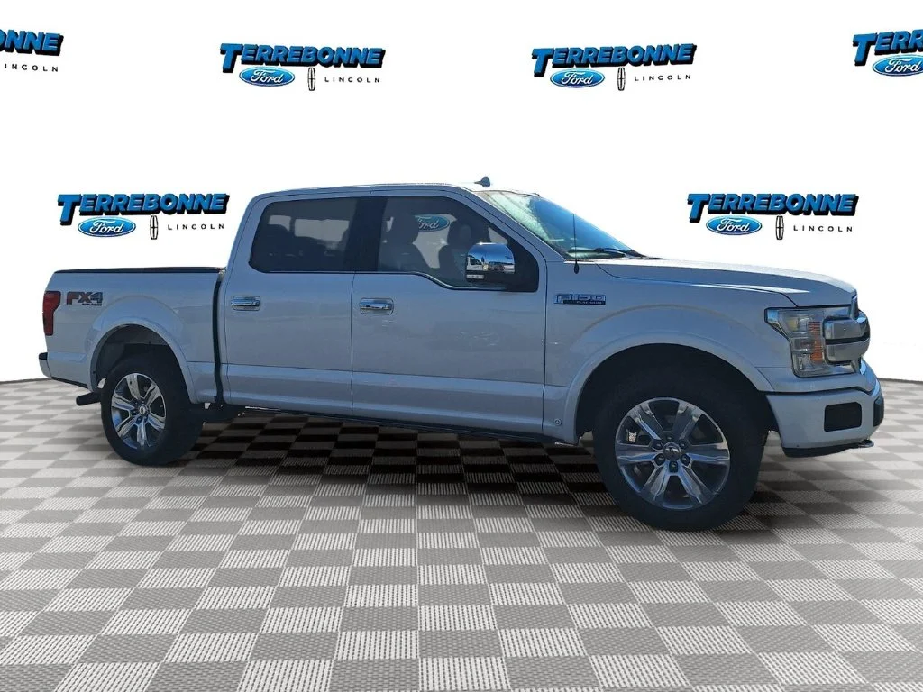 Certified Used 2019 White Platinum Clearcoat Metallic Ford Platinum image 3
