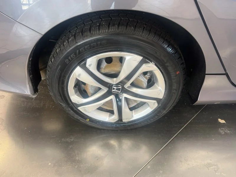 Used 2016 Gray Honda LX image 9
