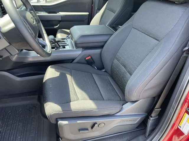 2026 Ford F-150 XLT - Photo 9