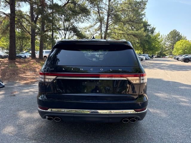 Used 2022 Black Lincoln Reserve image 4