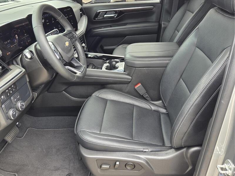 Used 2025 Sterling Gray Metallic CHEVROLET 2WD 4DR LS image 11