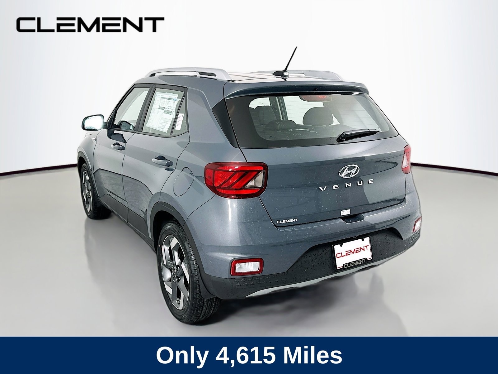 2026 Hyundai Venue SEL - Photo 8