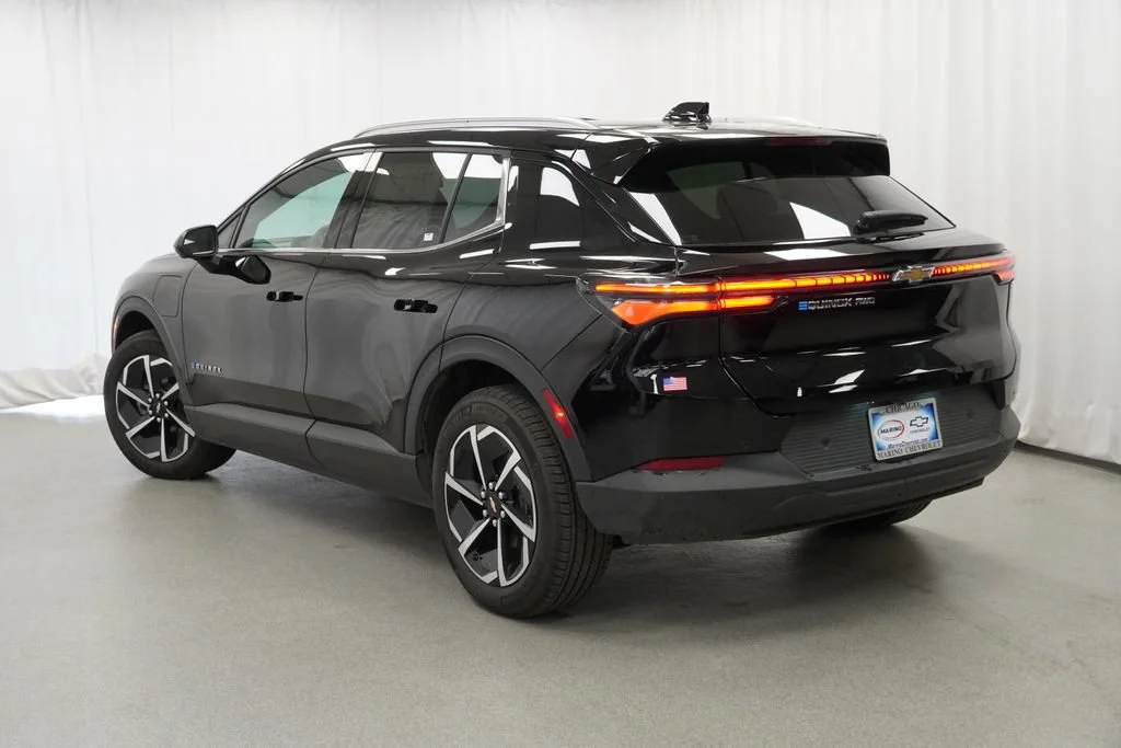 New 2026 Black Chevrolet LT image 4
