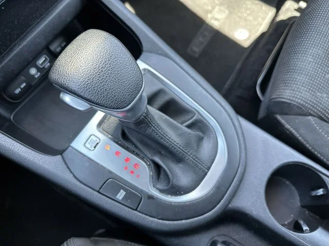 Used 2020 Black Kia FE image 22