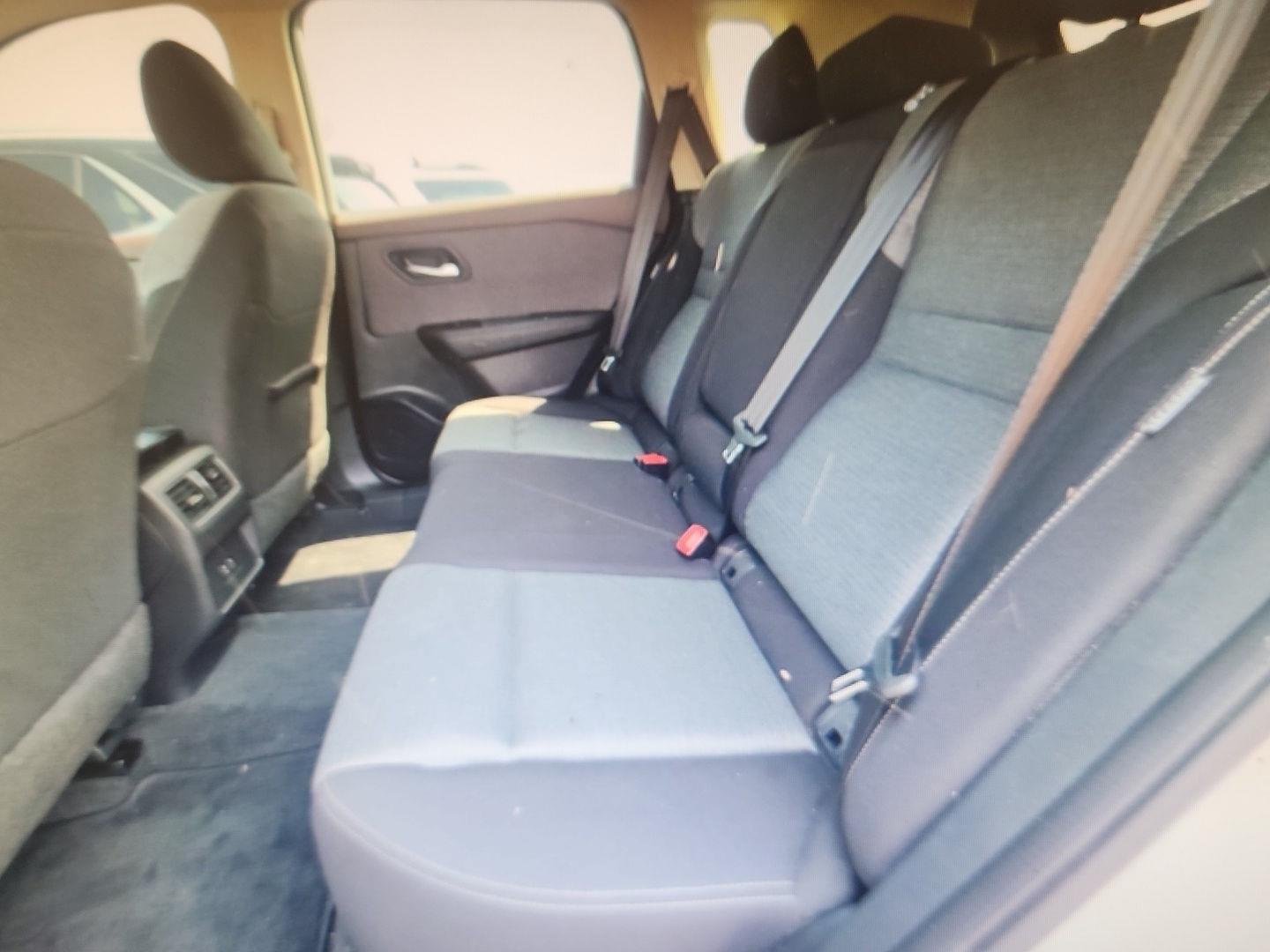Used 2023  NISSAN SV image 8