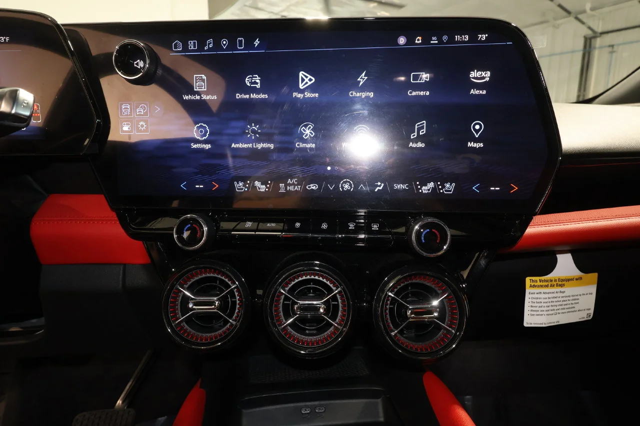 2024 Chevrolet Blazer EV RS - Photo 15