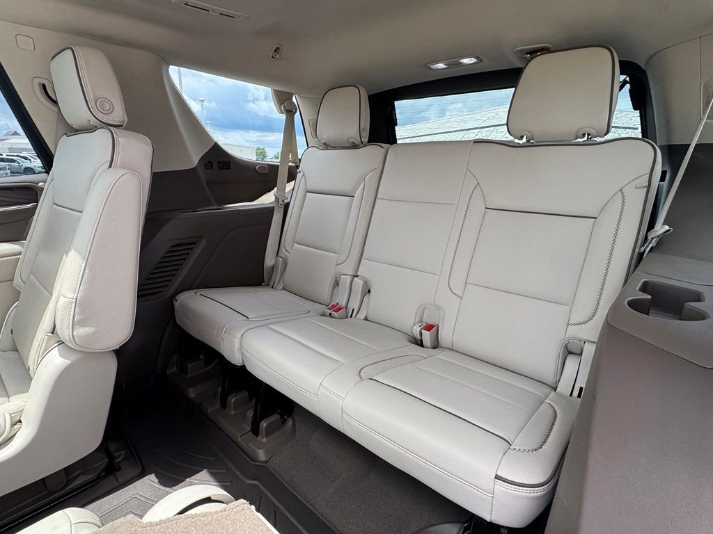 Used 2021 Pearl Beige Metallic GMC Denali image 15