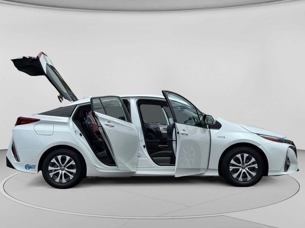 Used 2021 Pearl Toyota Limited image 30