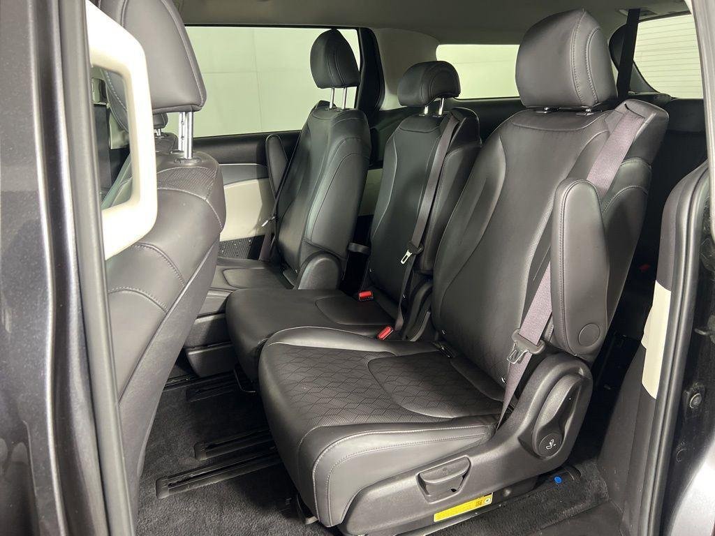 Used 2024 Panthera Metal Kia LX image 20