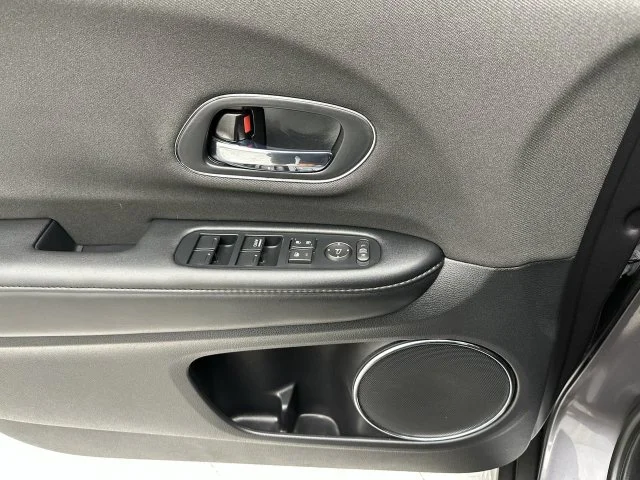Used 2022 Gray Honda EX image 13