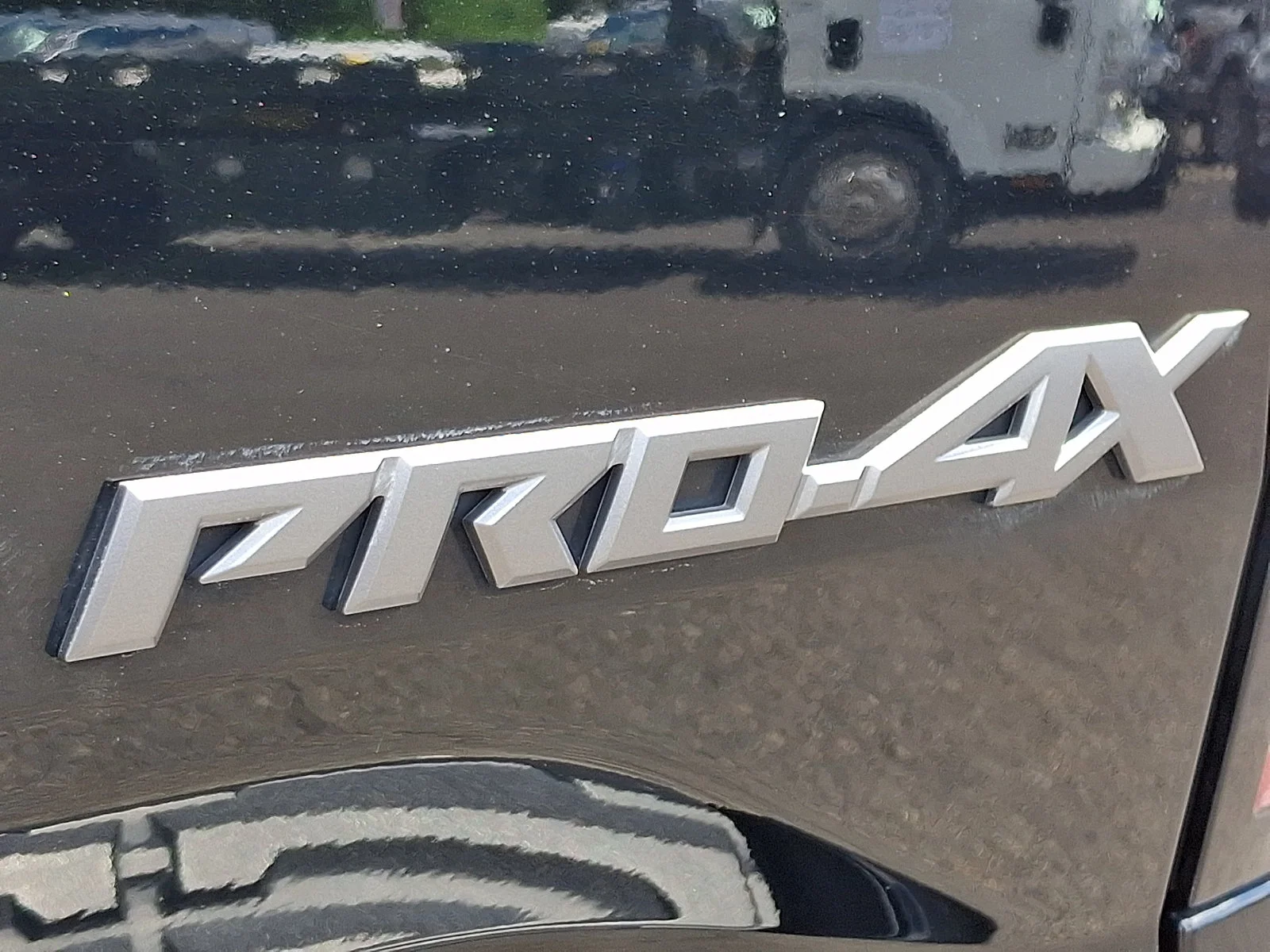 Used 2023 Black Nissan PRO-4X image 33