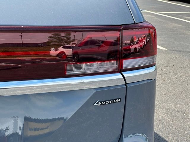 New 2026 Pure Gray Volkswagen 2.0T SEL Premium R-Line image 17