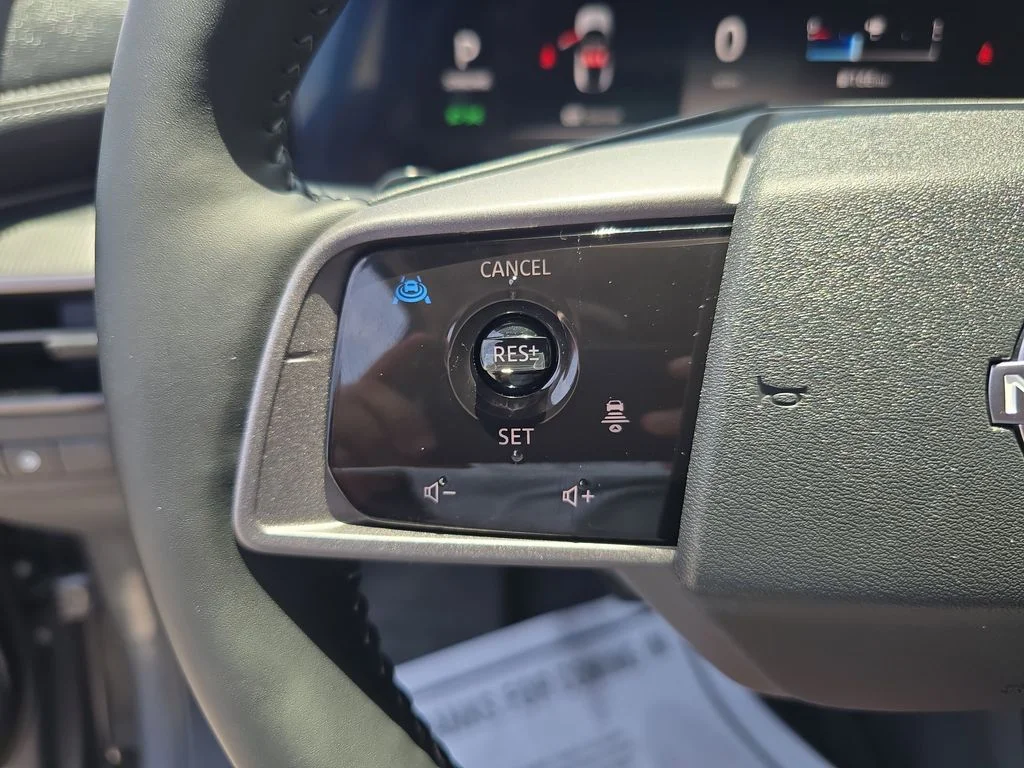 Used 2025 Gray Nissan SV image 22