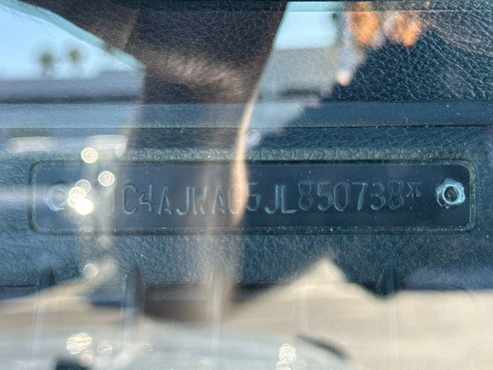 Used 2018 Black Jeep Sport image 3