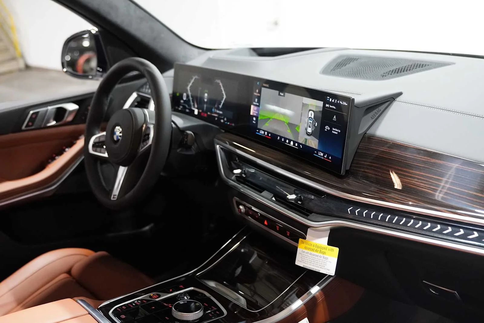 New 2026 Mineral White Metallic BMW xDrive40i image 14