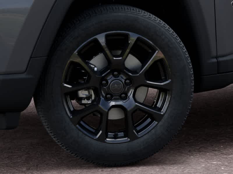 New 2026 Sting-Gray Clearcoat Jeep Latitude Altitude image 8
