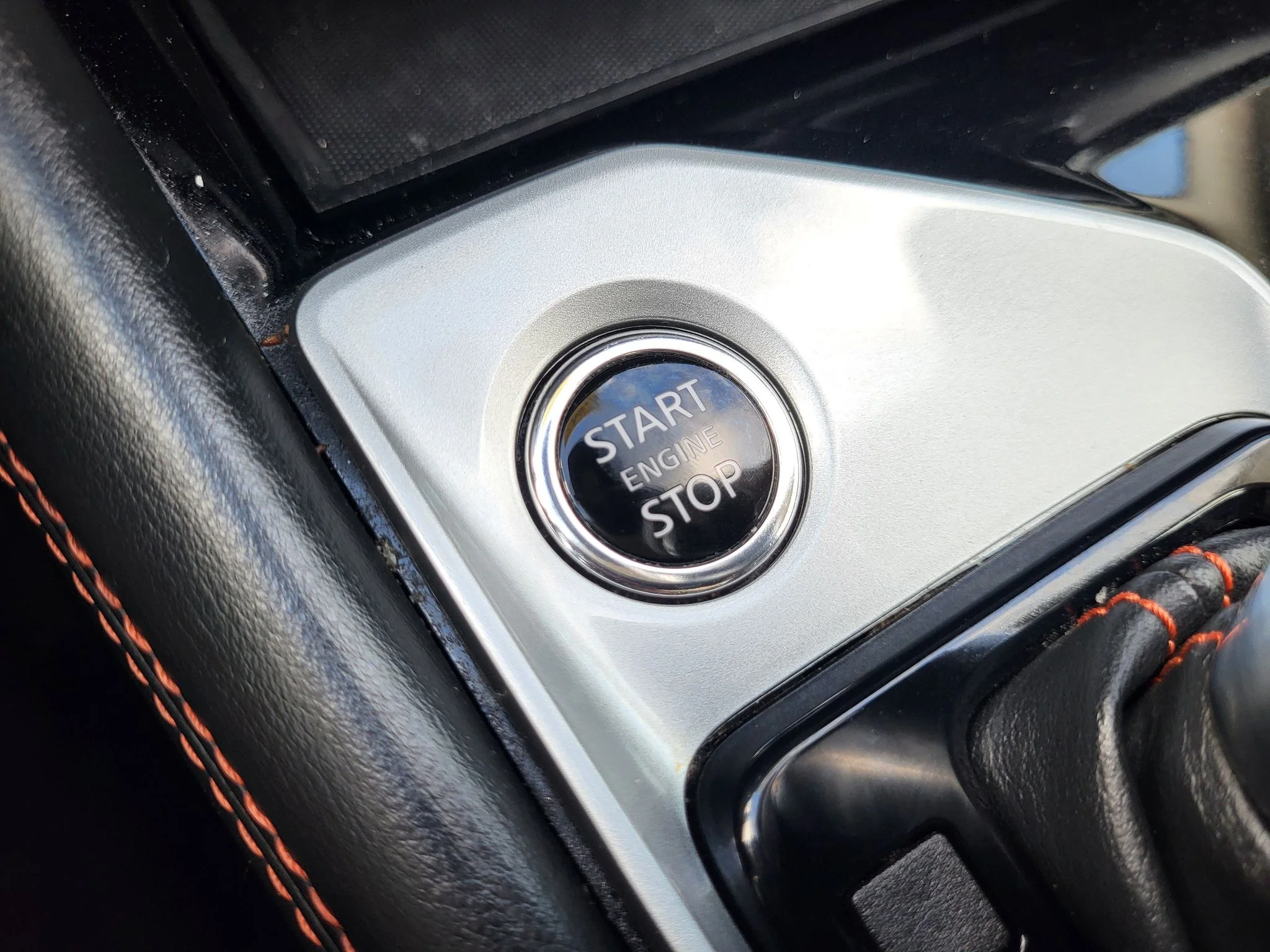 Used 2024 Silver Nissan 2.5 SR image 18