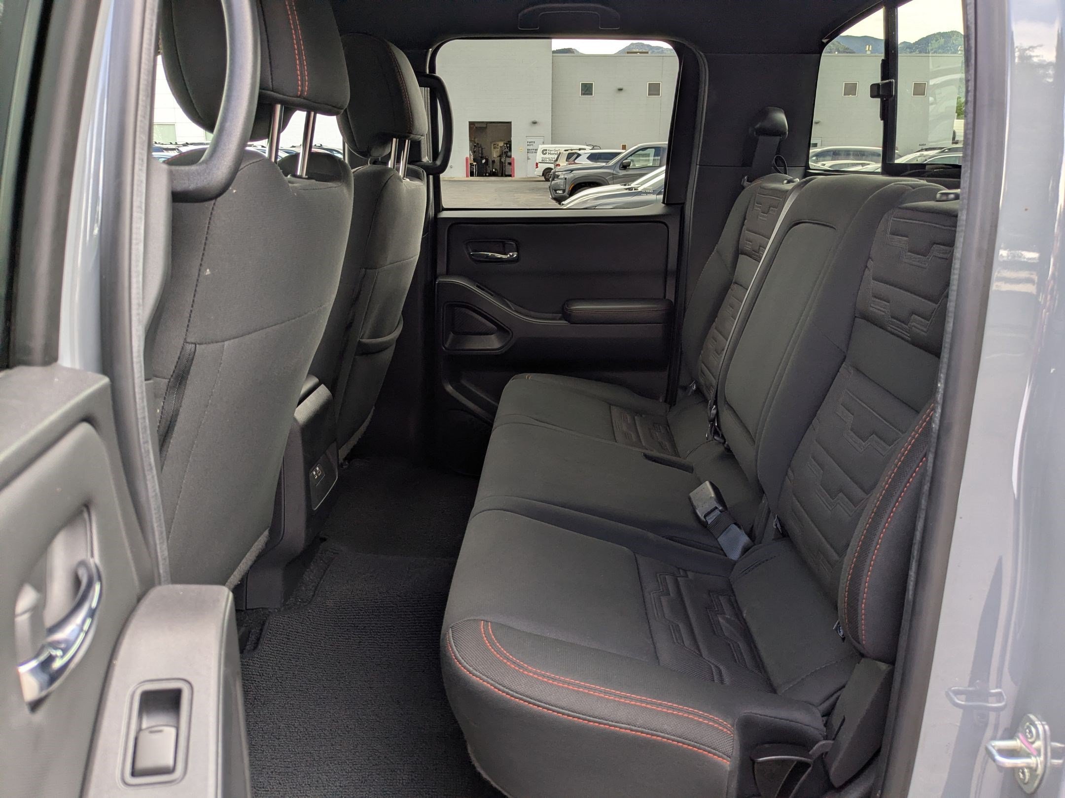 Used 2023 Boulder Gray Pearl Nissan PRO-4X image 27