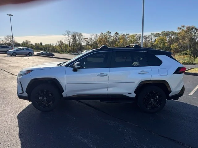 Used 2024 Wind Chill Pearl/Midnight Black Metallic Toyota XSE image 6