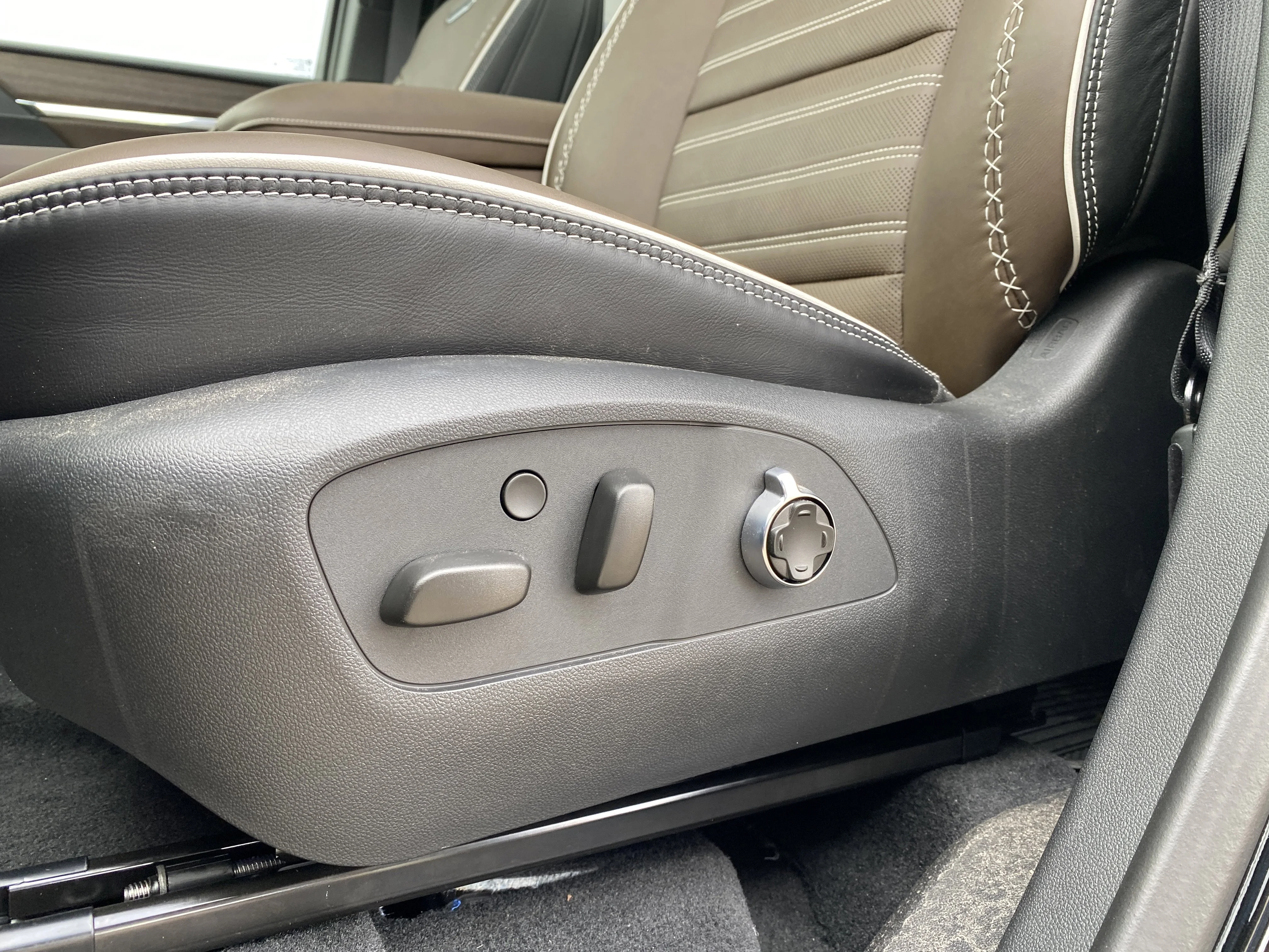 New 2026 EBONY TWILIGHT METALLIC GMC Denali Ultimate image 27