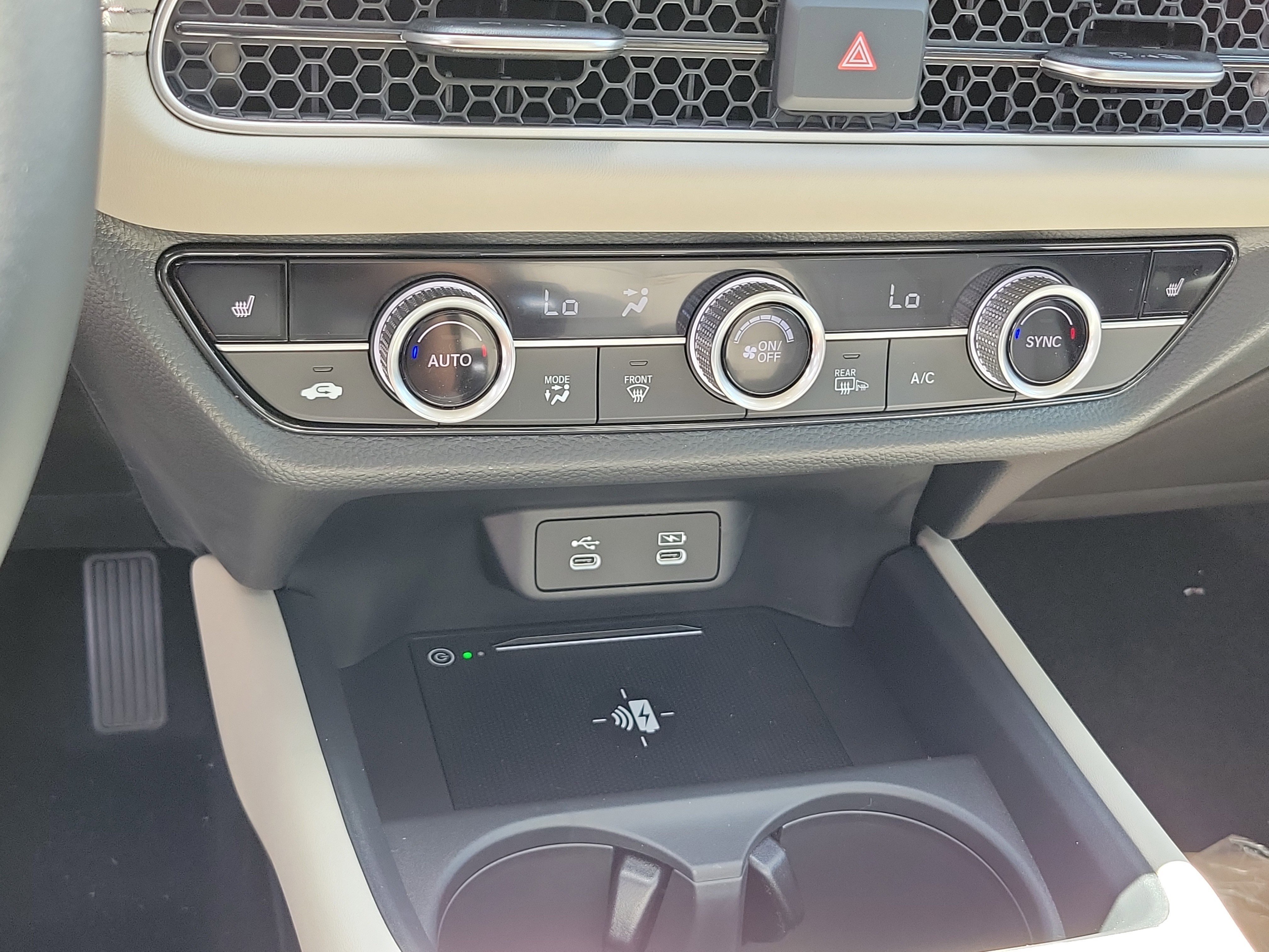 New 2027 Platinum White Pearl Honda EX-L image 29