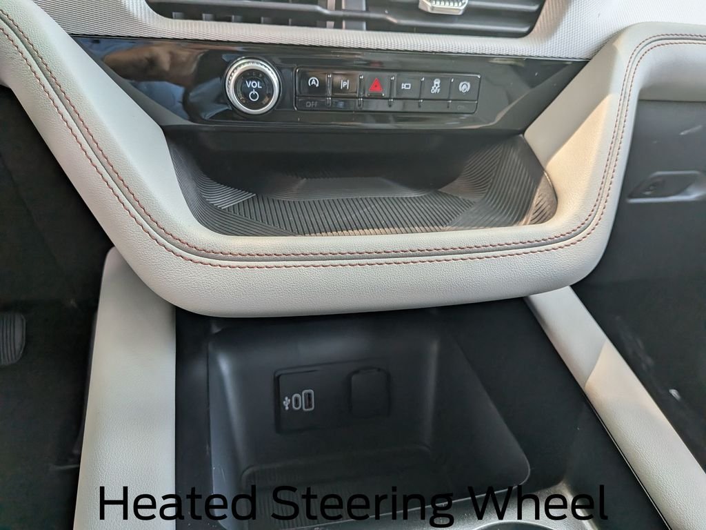 New 2026 Space White Metallic Ford Active image 20