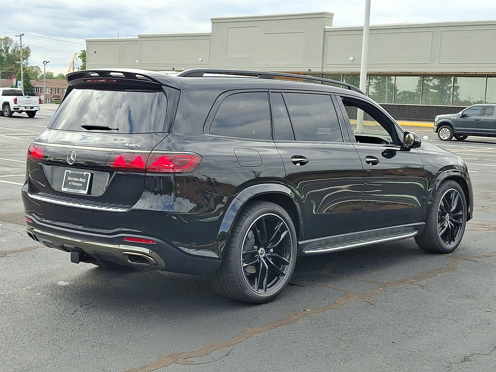 New 2027 Obsidian Black Metallic Mercedes-Benz GLS 450 image 6