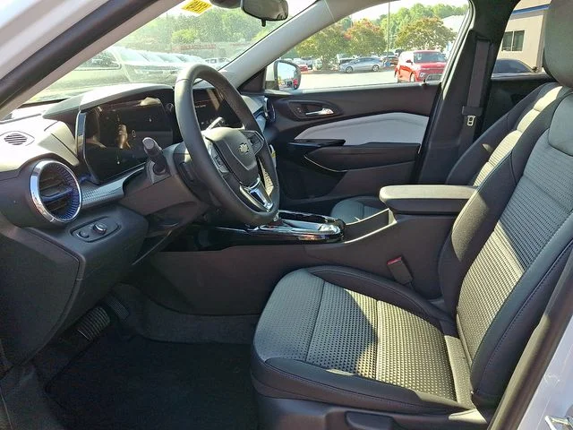 New 2026 White Chevrolet LT image 11
