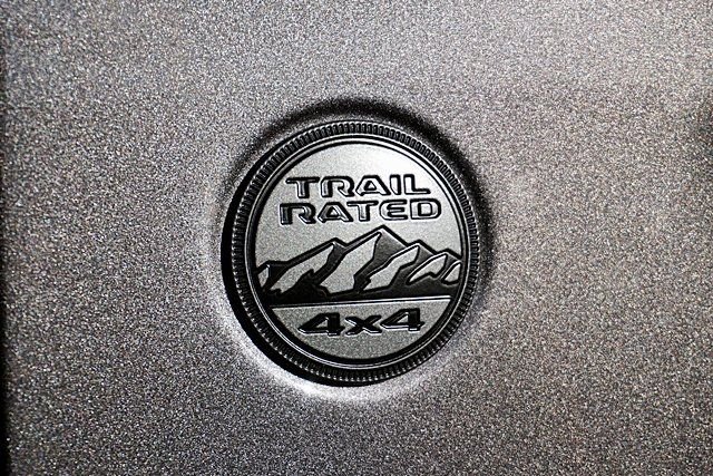 New 2026 Granite Crystal Metallic Clear-Coat Exterior Paint Jeep Sport S image 12