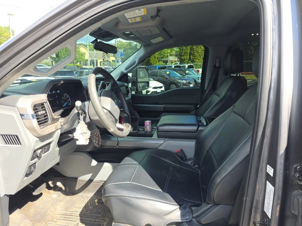 Used 2021 Gray Ford XLT image 12