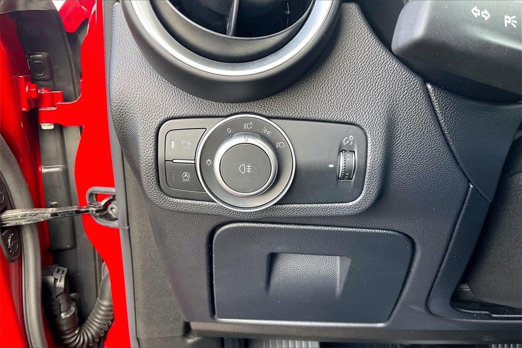 2020 ALFA ROMEO STELVIO - Image 34