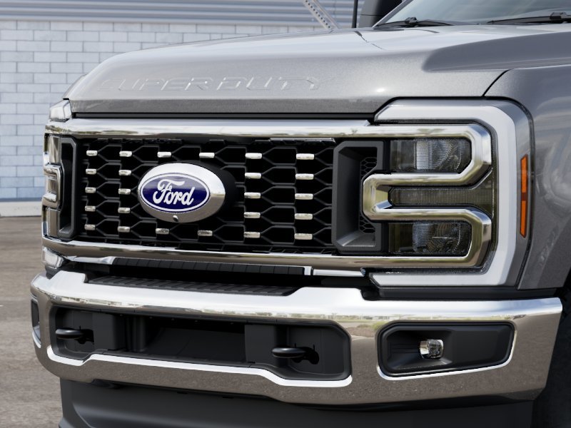 New 2027 Carbonized Gray Metallic Ford F-350® XLT image 17