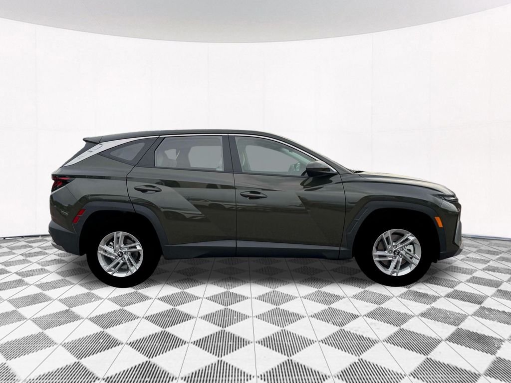 New 2026 Green Hyundai SE image 13